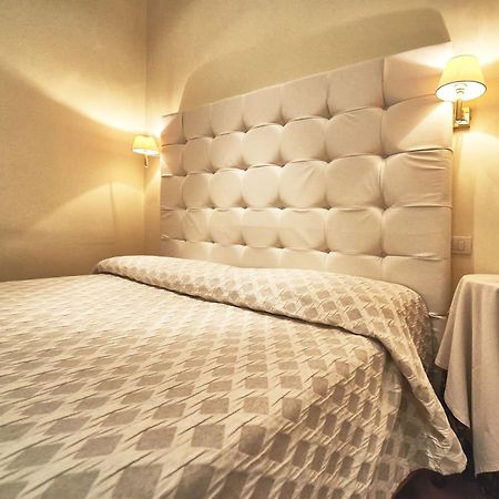 Condotti 29 Рим Экстерьер фото